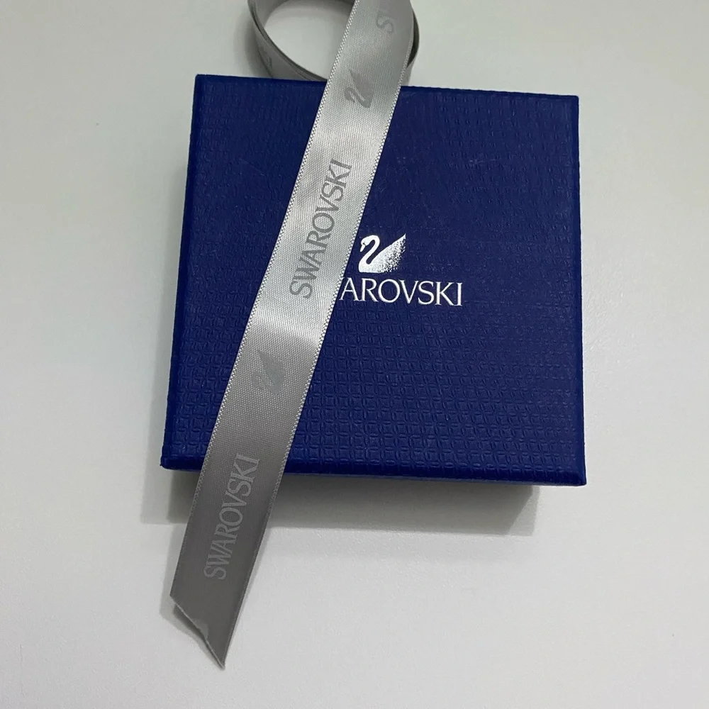Swarovski Viola Crystal Necklace - Picture 6 of 6
